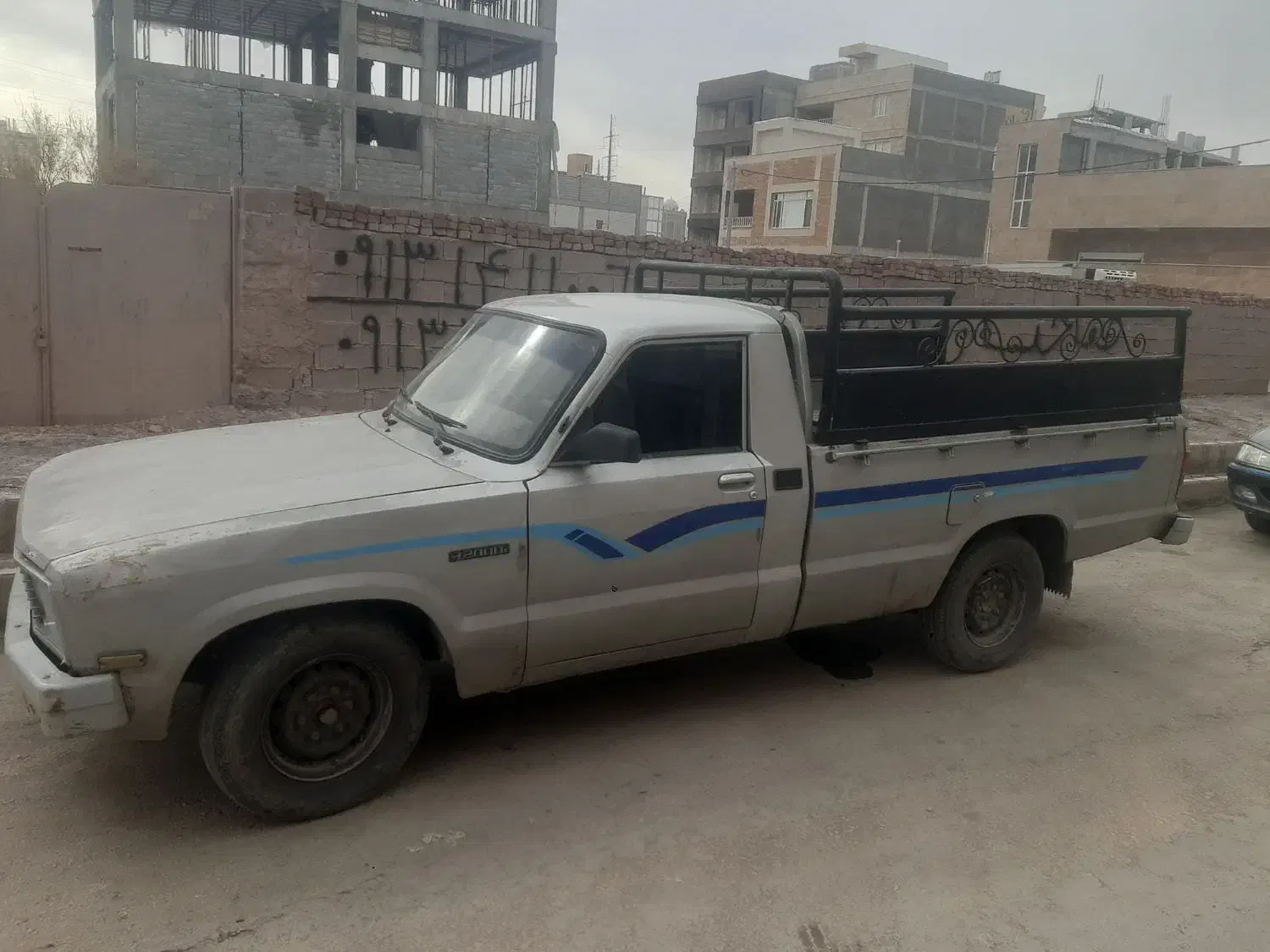 وانت مزدا ۲۰۰۰ تک کابین مدل ۸۷|خودرو سواری و وانت|بندرعباس, |دیوار