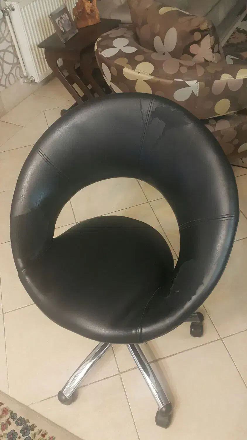 صندلی گردان چرمی|صندلی و نیمکت|کرمانشاه, |دیوار