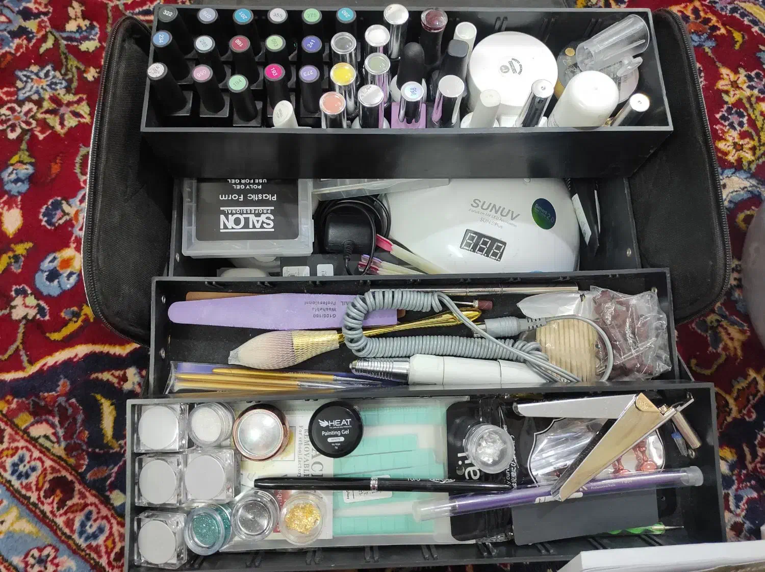 وسایل ناخن کاری|آرایشگاه و سالن‌های زیبایی|مهریز, |دیوار