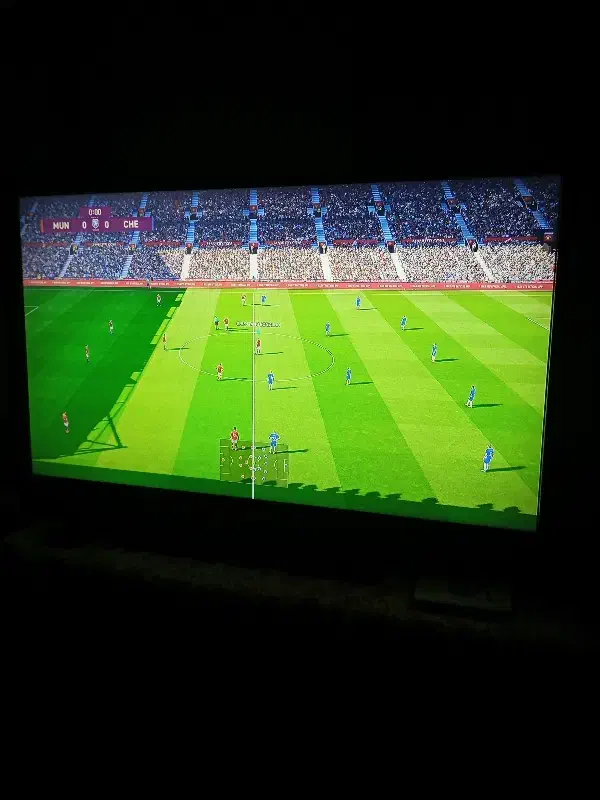 تلوزیون ۴۲|تلویزیون و پروژکتور|رشت, سعدی (تختی)|دیوار