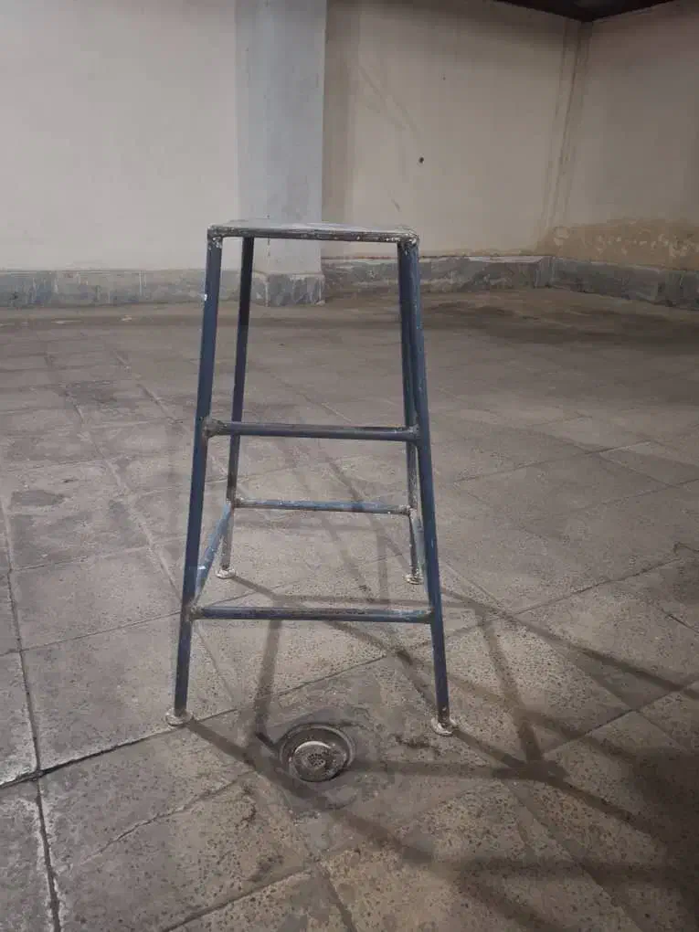 چارپایه اهنی|ابزارآلات|کرج, شهرک بنفشه|دیوار