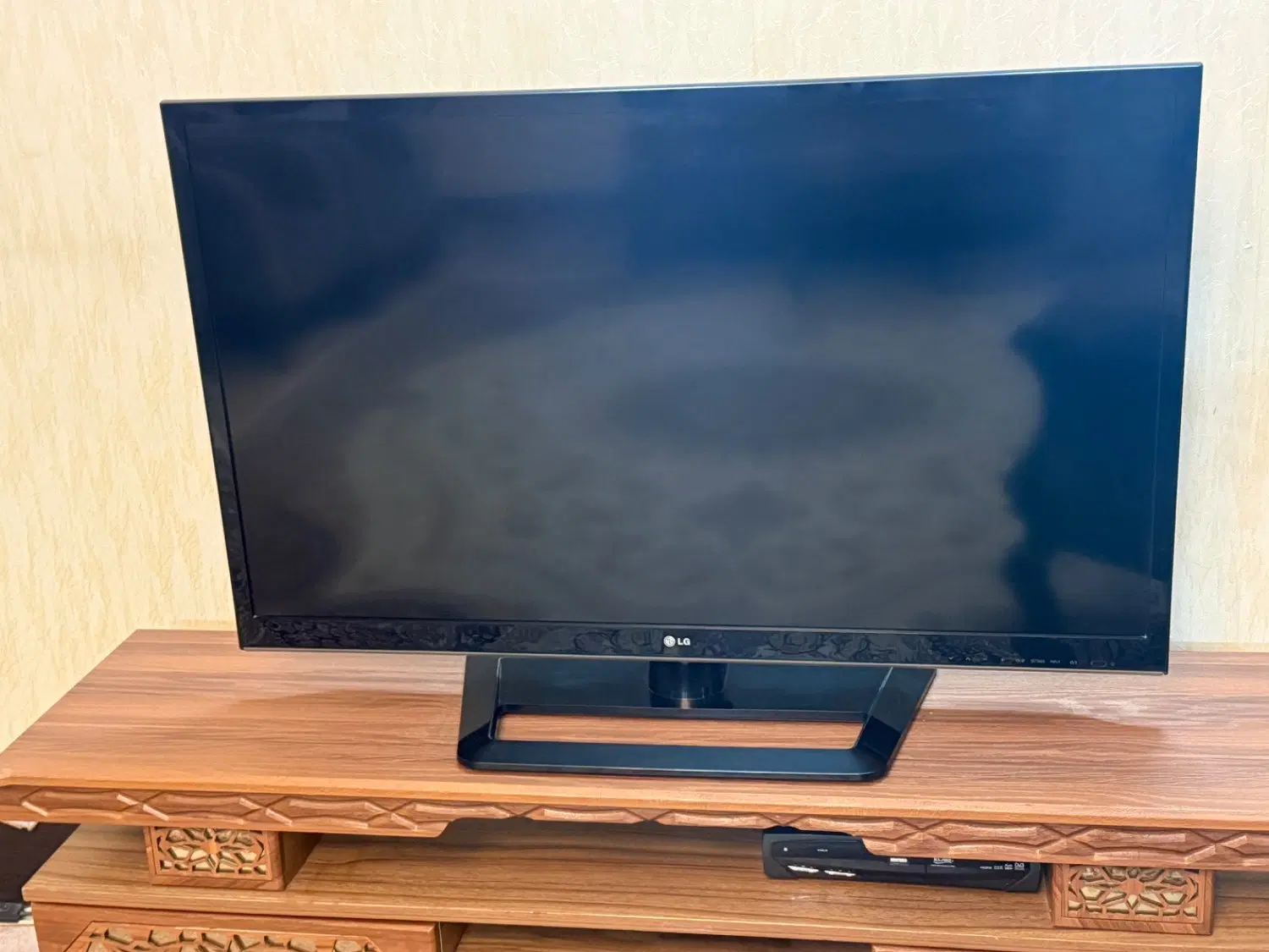 Led42 LG|تلویزیون و پروژکتور|اصفهان, ملاصدرا|دیوار