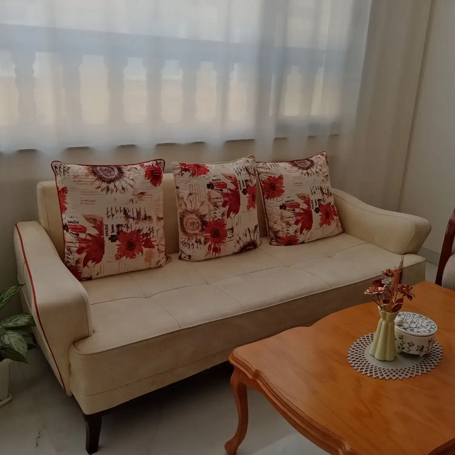 فروش مبل دست دوم|مبلمان خانگی و میز عسلی|بوکان, |دیوار