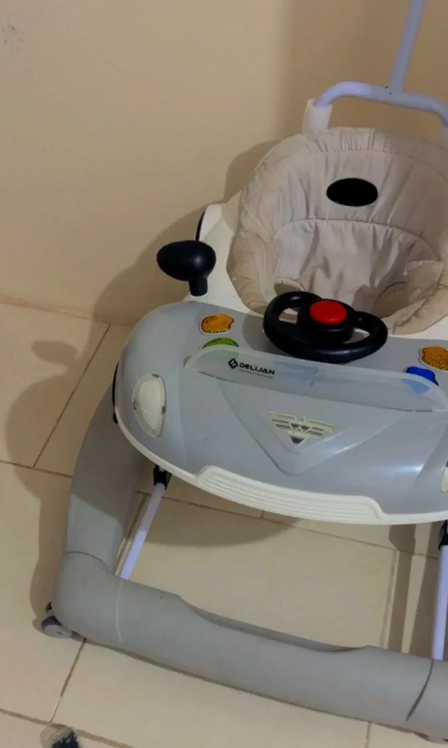 روروئک|کالسکه و لوازم جانبی|تبریز, |دیوار