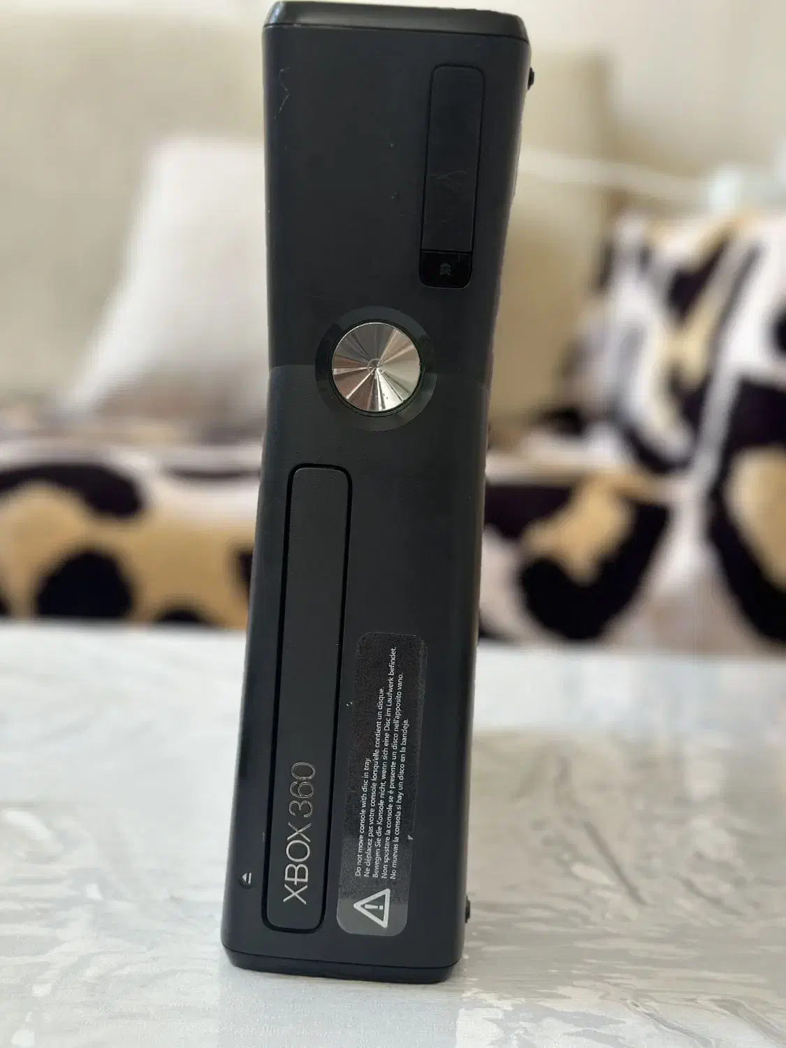 Xbox 360|کنسول، بازی ویدئویی و آنلاین|ربط, |دیوار