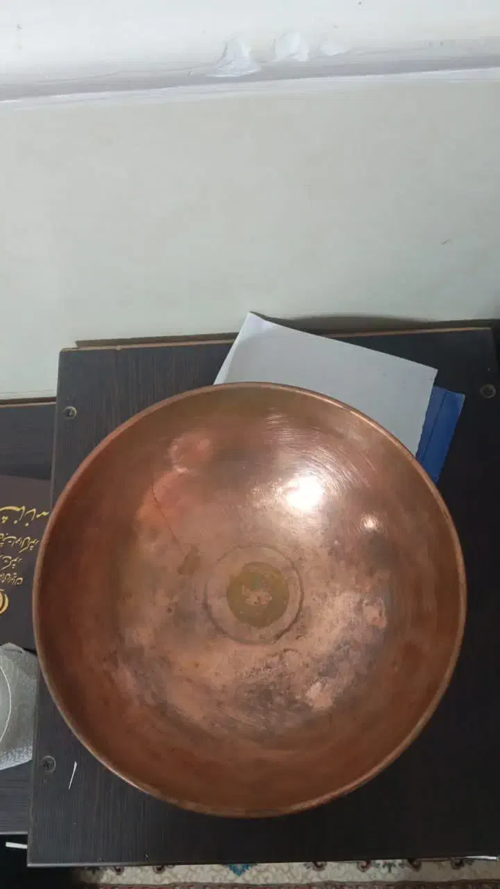 فروش ظرف مسی و یک عدد گاز قدیمی اسمش نمیدونم|کلکسیون اشیاء عتیقه|اشتهارد, |دیوار