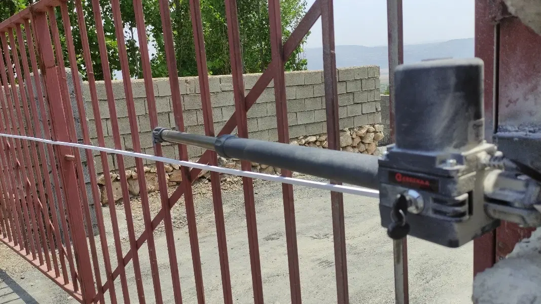نمایندگی جک بازویی it gate درب برقی|مصالح و تجهیزات ساختمان|شیراز, فرگاز|دیوار