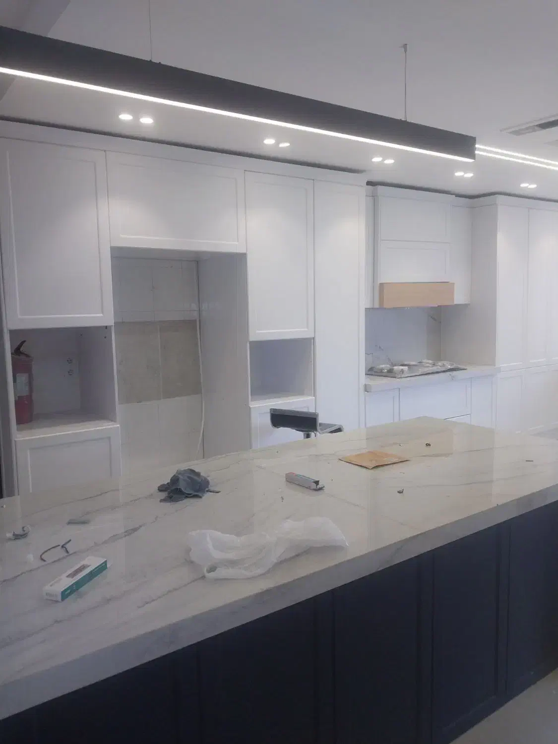 برق ساختمان بهنام|خدمات پیشه و مهارت|داراب, |دیوار