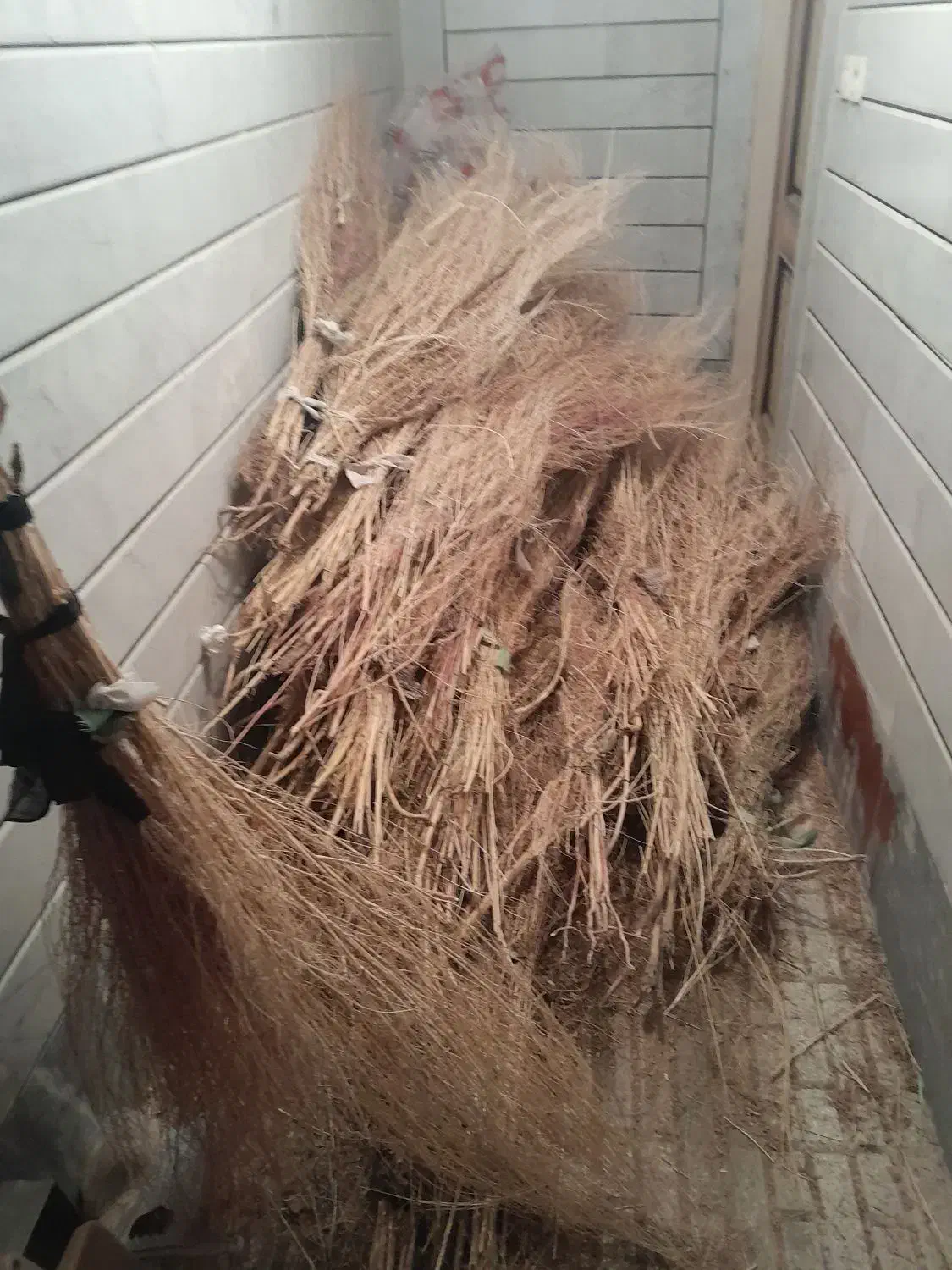 جارو|لوازم نظافت|خمینیشهر, |دیوار