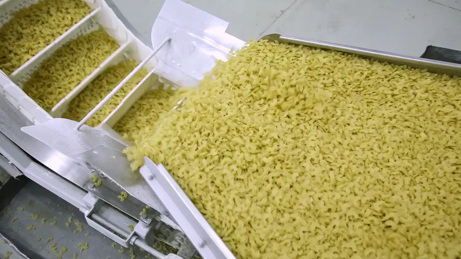 استخدام نیرو تولید ماکارونی|استخدام صنعتی، فنی، مهندسی|اصفهان, شهرک صنعتی جی|دیوار