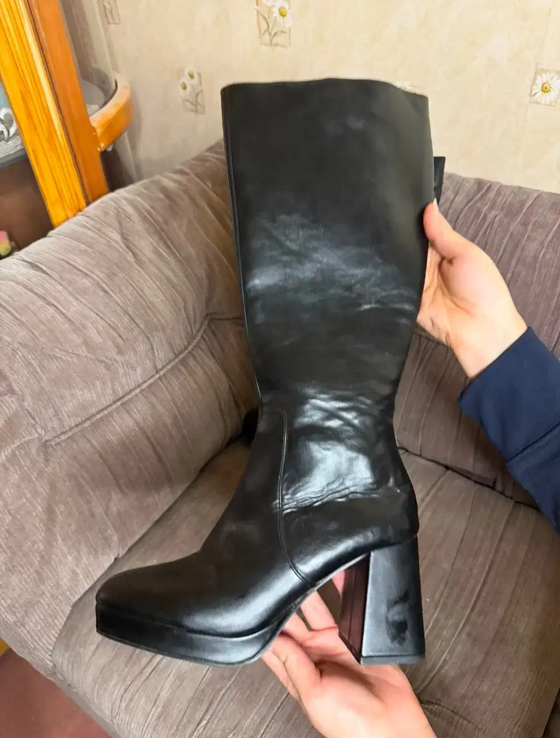 بوت چرم زنانه خارجی ۳۸ سایز ۲۴/۵ سانت|کیف، کفش، کمربند|ارومیه, |دیوار