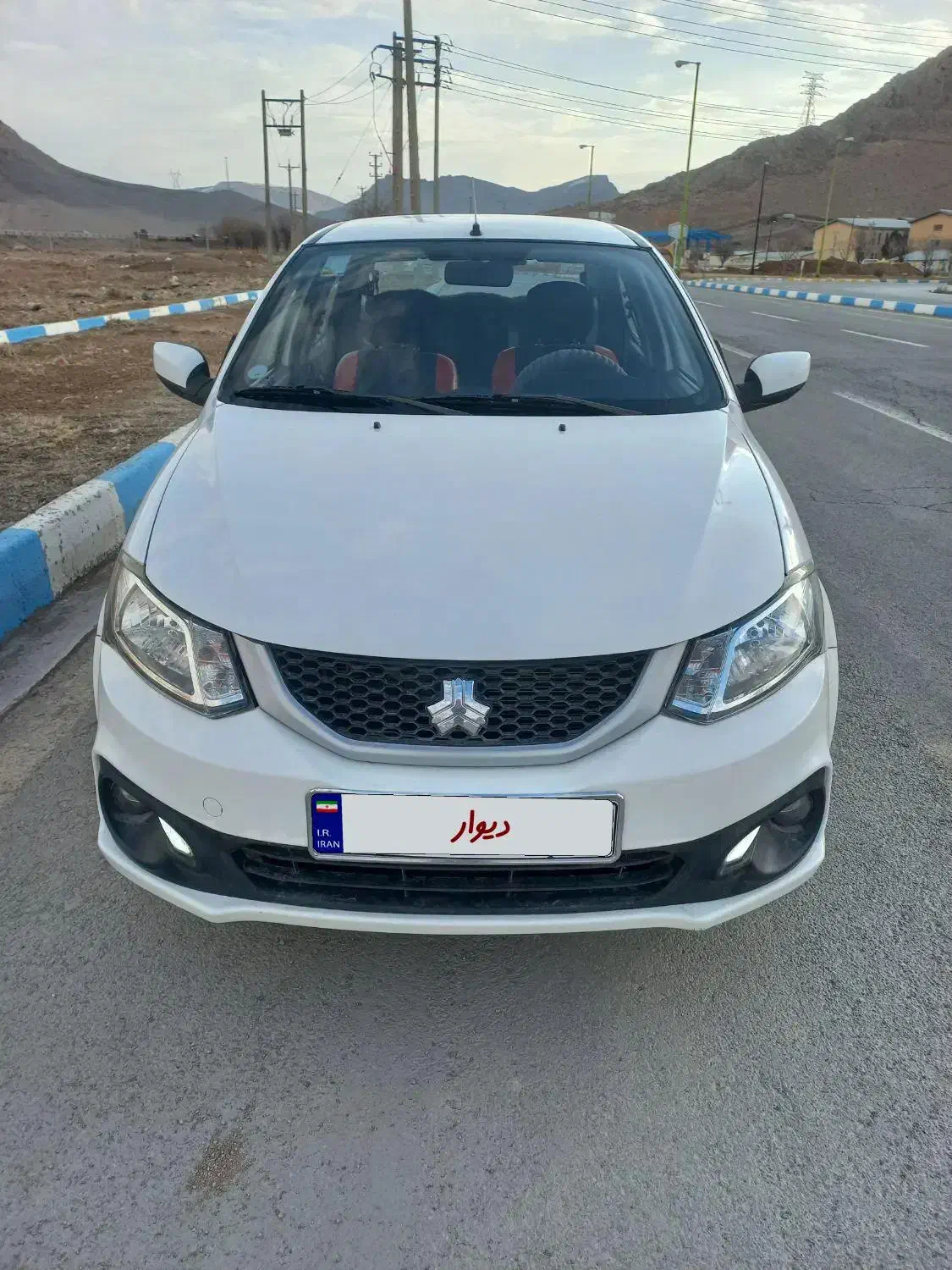 ساینا ۱۴۰۱|خودرو سواری و وانت|فرخ‌شهر, |دیوار