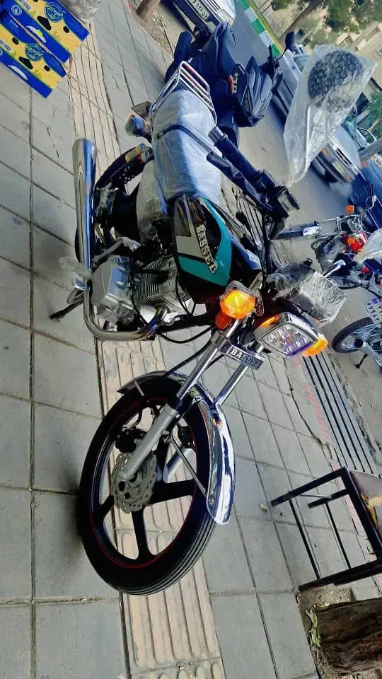 موتور 1403درحدصفر125استارتی فول|موتورسیکلت|ساوه, |دیوار