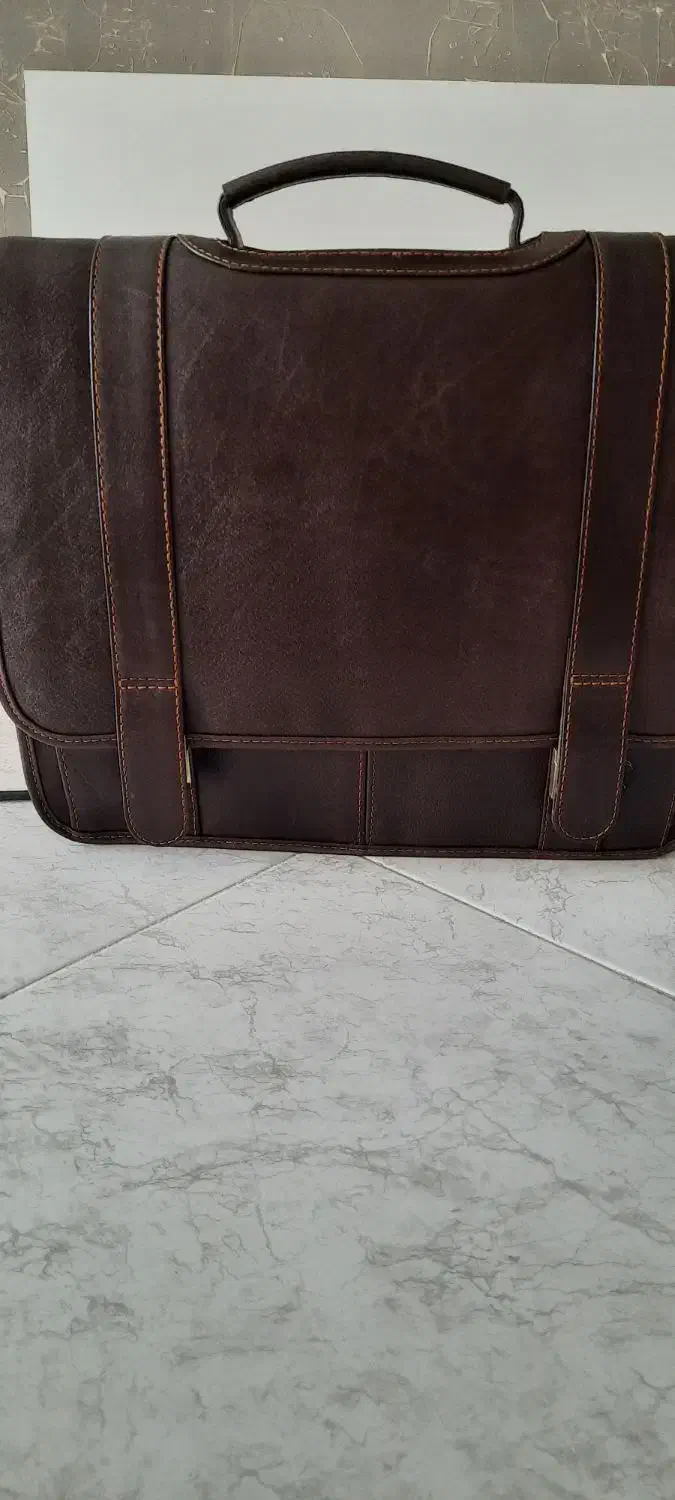 کیف چرم بسیار سبک و جادار|کیف، کفش، کمربند|قدس, شهرقدس|دیوار