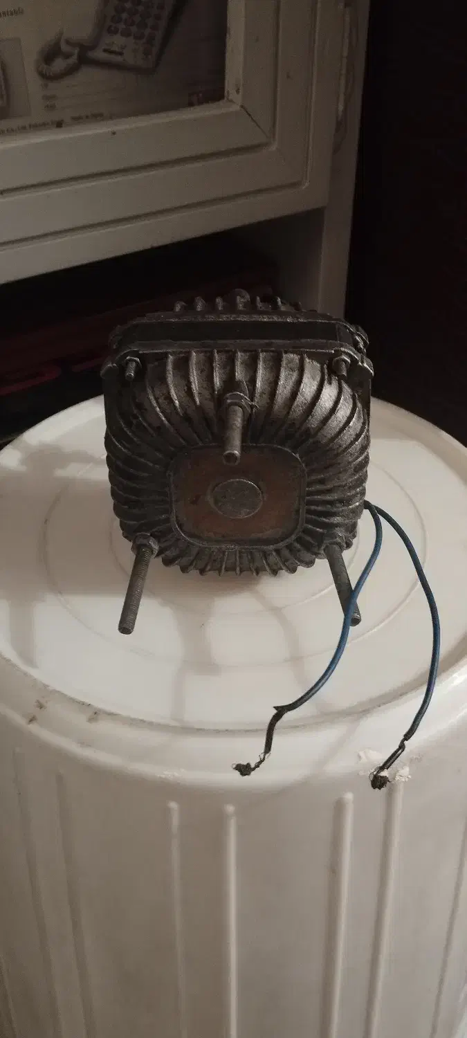 فن هواکش اشپزخانه|پنکه و تصفیهکنندهٔ هوا|تهران, آسمان|دیوار