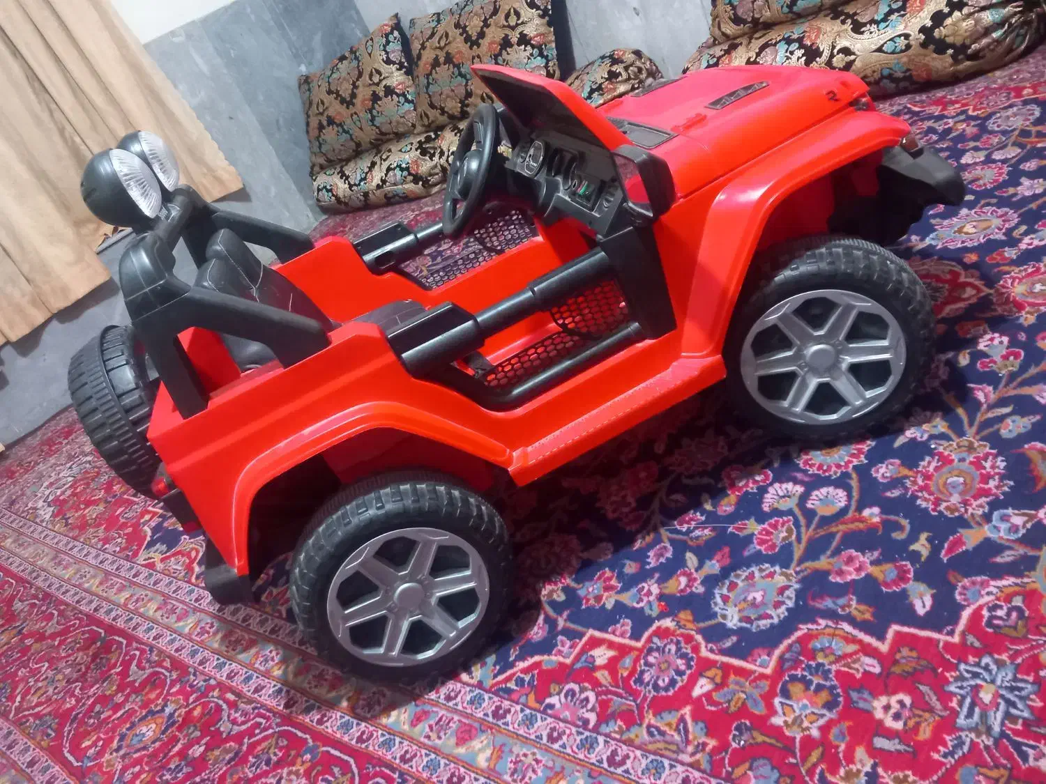 ماشین شارژی|اسباب‌بازی بچه|زاهدان, |دیوار