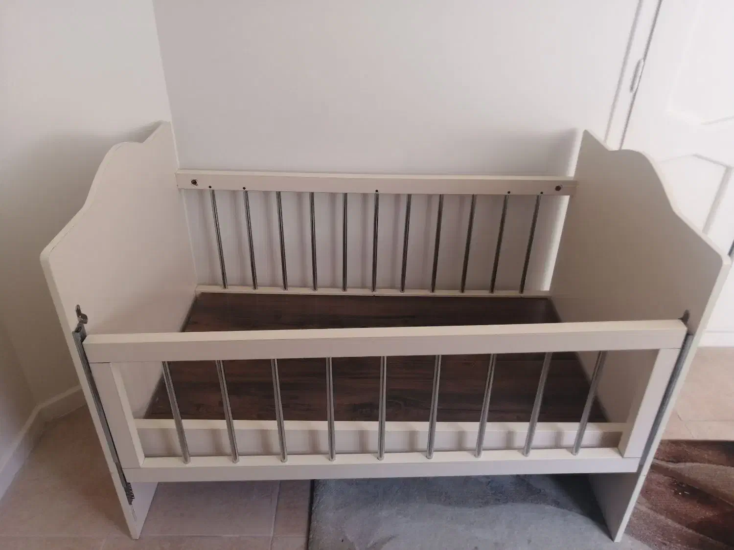 تخت کودک|تخت و سرویس خواب|اصفهان, سیچان|دیوار