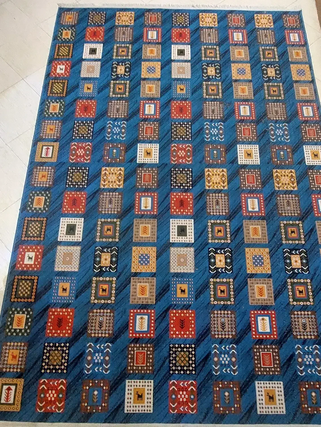 گلیم ۶ متری در حد نو و تمیز ۱۲۰۰۰۰۰۰|گلیم، جاجیم، گبه|رشت, پاره بیجار|دیوار