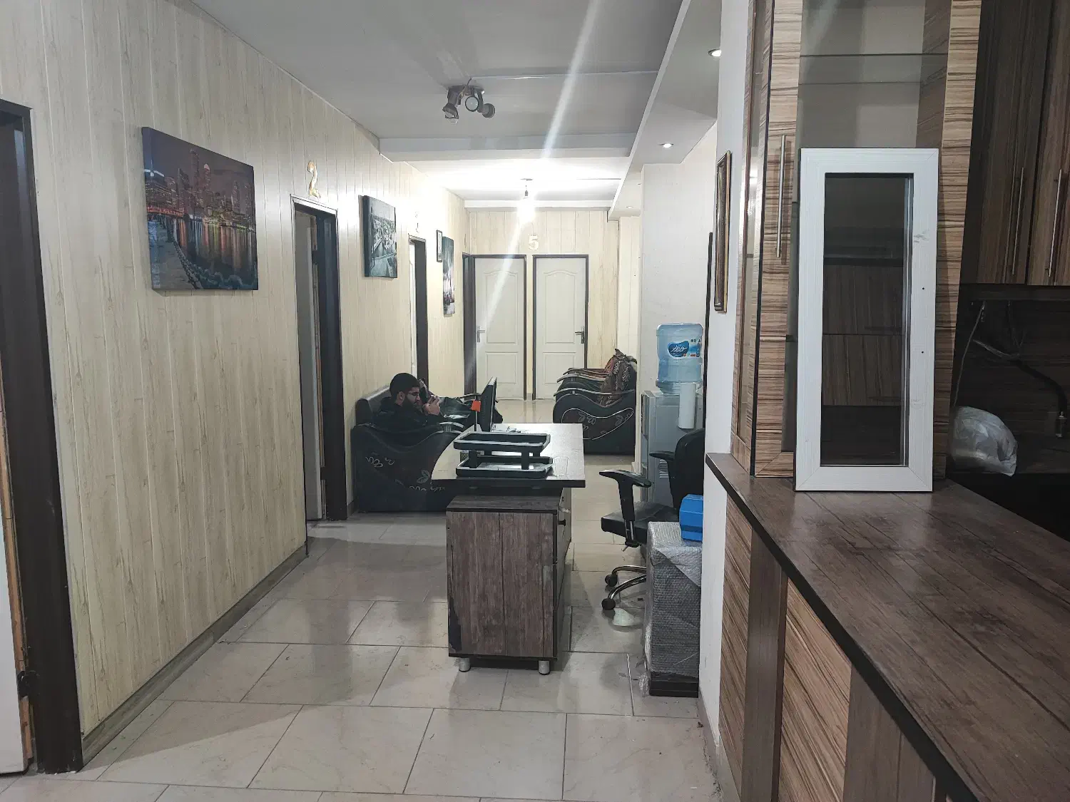 اجاره روزانه و ساعتی دفتر کار و کلاس درس|اجارهٔ کوتاهمدت دفتر کار و فضای آموزشی|فردیس, قریشی|دیوار