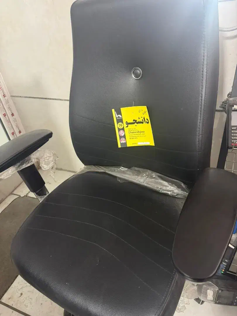 سه عدد صندلی اداری و مدیریتی|مبلمان اداری|شیراز, شهرک فرزانگان|دیوار