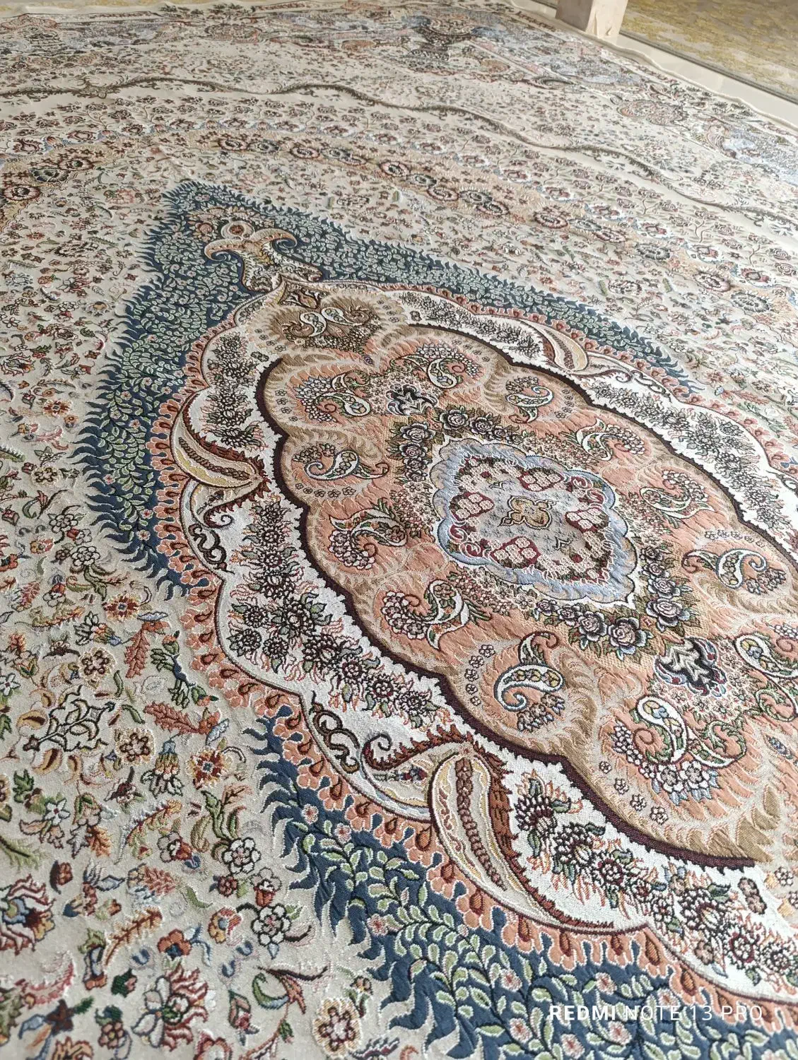 روفرشی ۱۲متری پشت و رو مخمل|روفرشی|مشهد, محمدآباد|دیوار