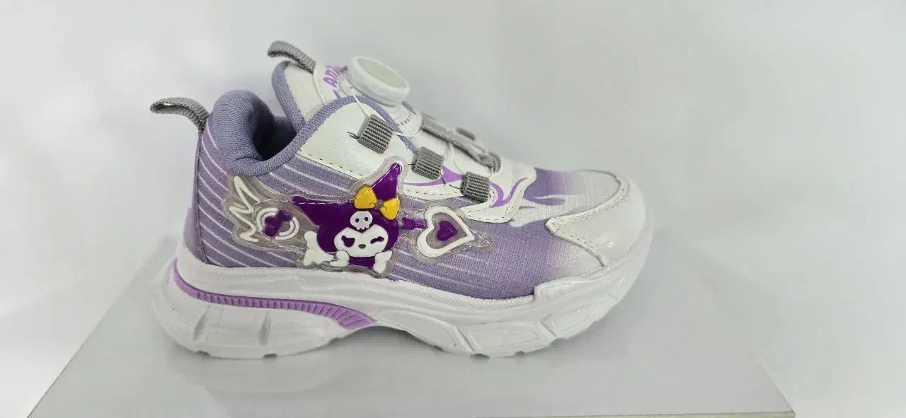 عرضه کفش های بچه گانه در سایز های مختلف|کفش و لباس بچه|سنندج, |دیوار