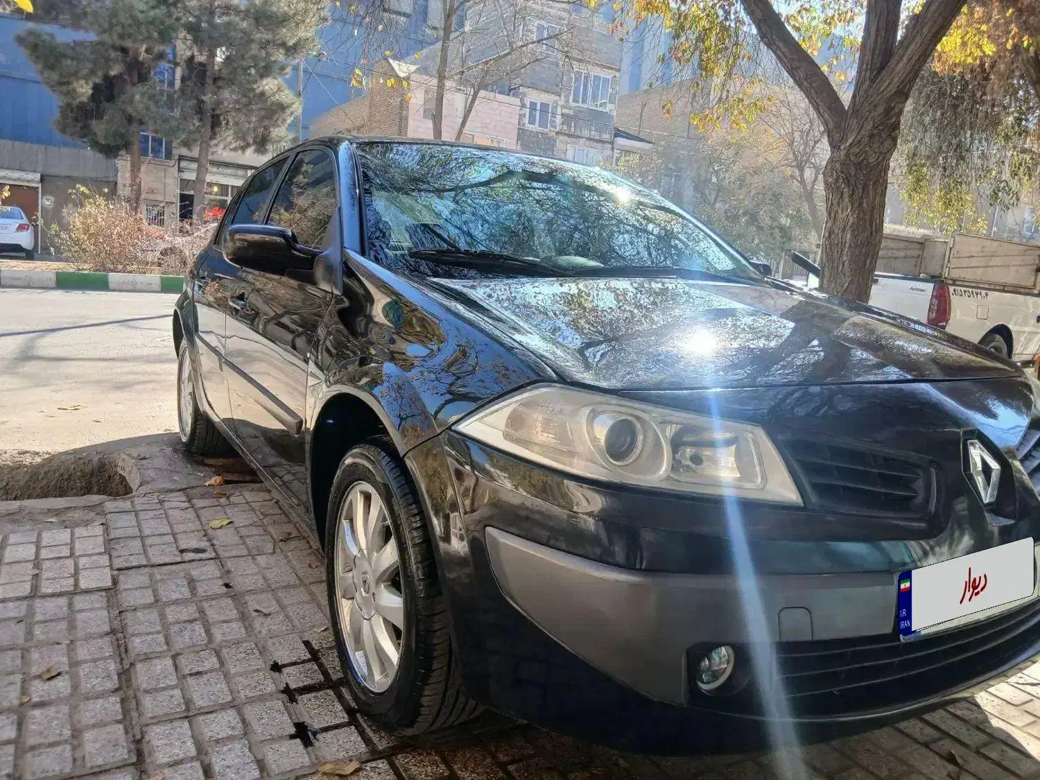 مگان 2000 اتومات فروش فوری|خودرو سواری و وانت|مشهد, کوی المهدی|دیوار