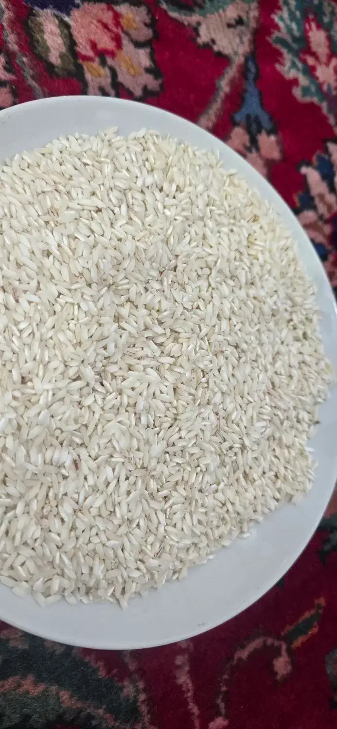 برنح حسنی|خوردنی و آشامیدنی|رشت, نخودچر|دیوار