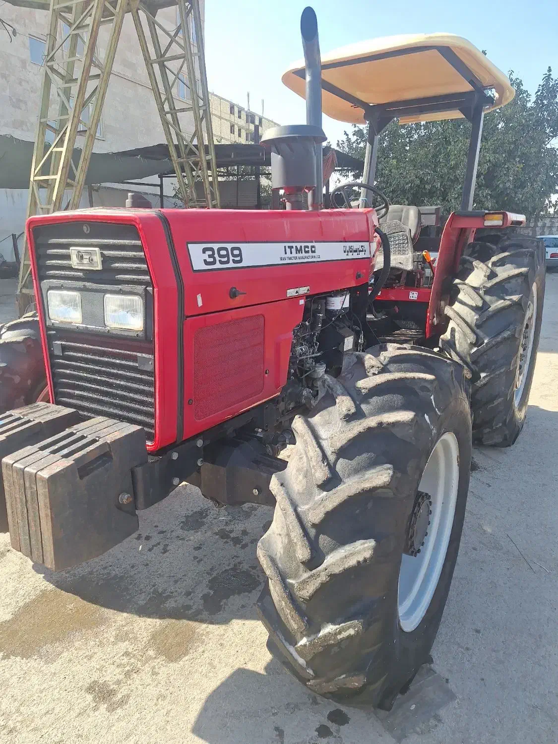 تراکتور ۳۹۹ جفت|خودرو سنگین|شیراز, پشم شیشه|دیوار