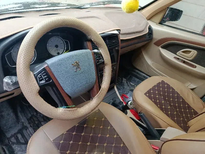 پژو پارس|خودرو سواری و وانت|بروجرد, |دیوار