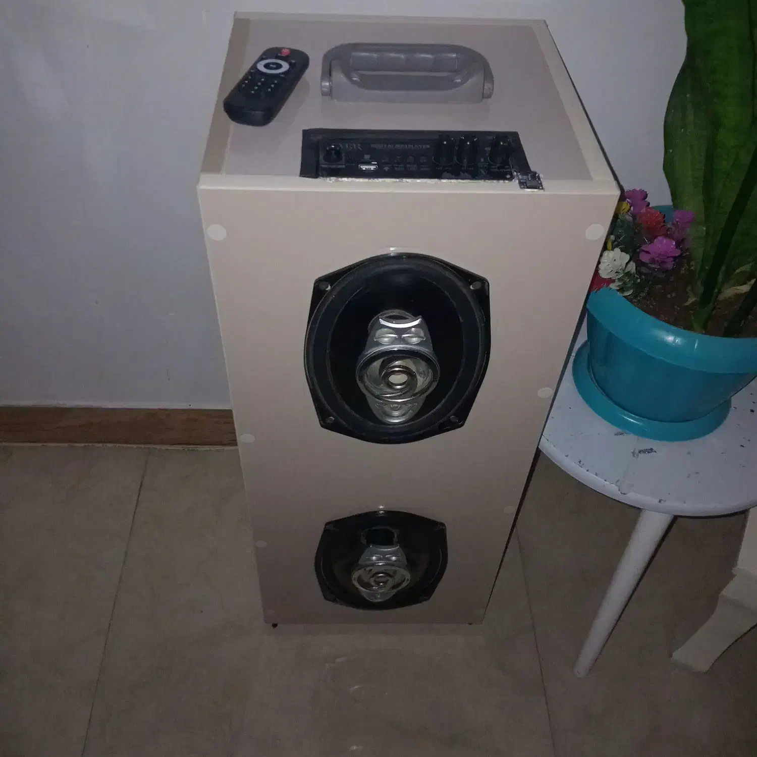 اسپیکر دست ساز|سیستم صوتی خانگی|رشت, سعدی (تختی)|دیوار