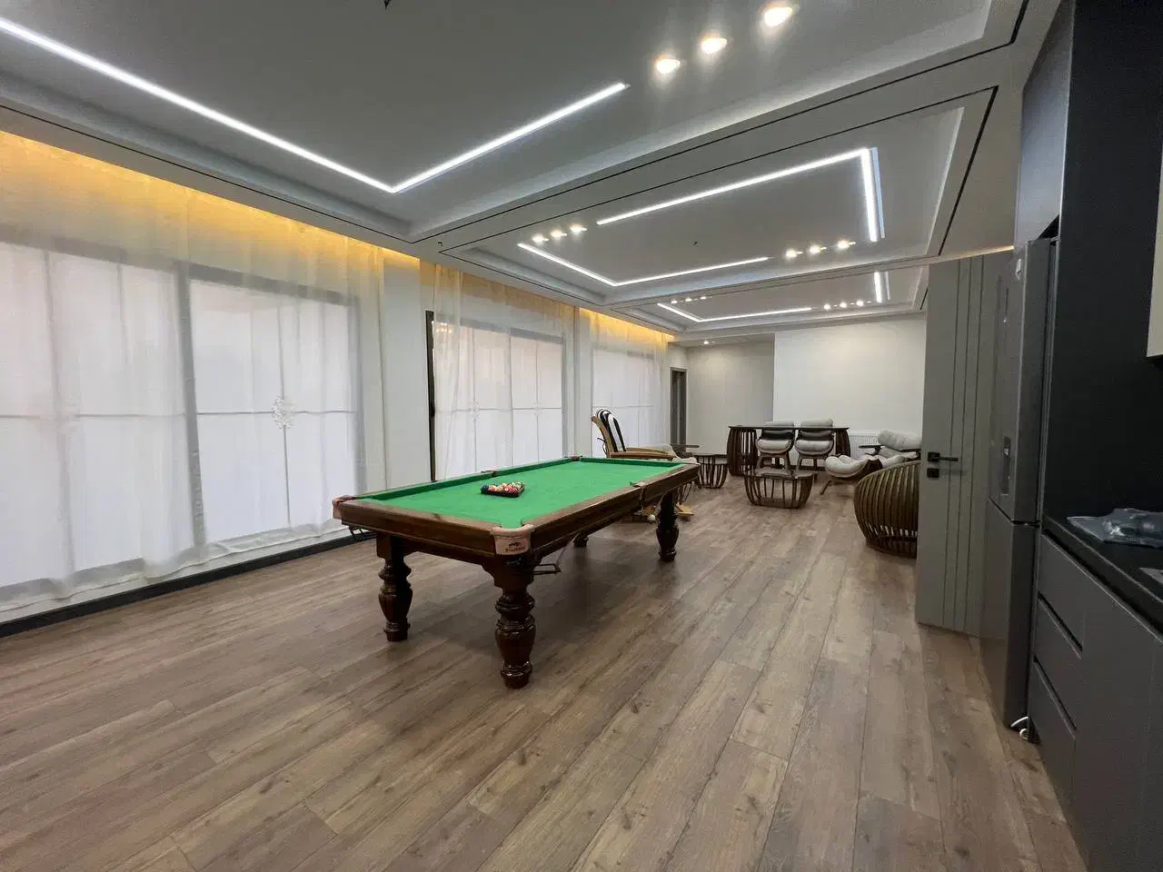 اجاره ویلا چوبی کردان شهرک افشاریه|اجارهٔ کوتاه‌مدت ویلا و باغ|هشتگرد, شهرک افشاریه|دیوار