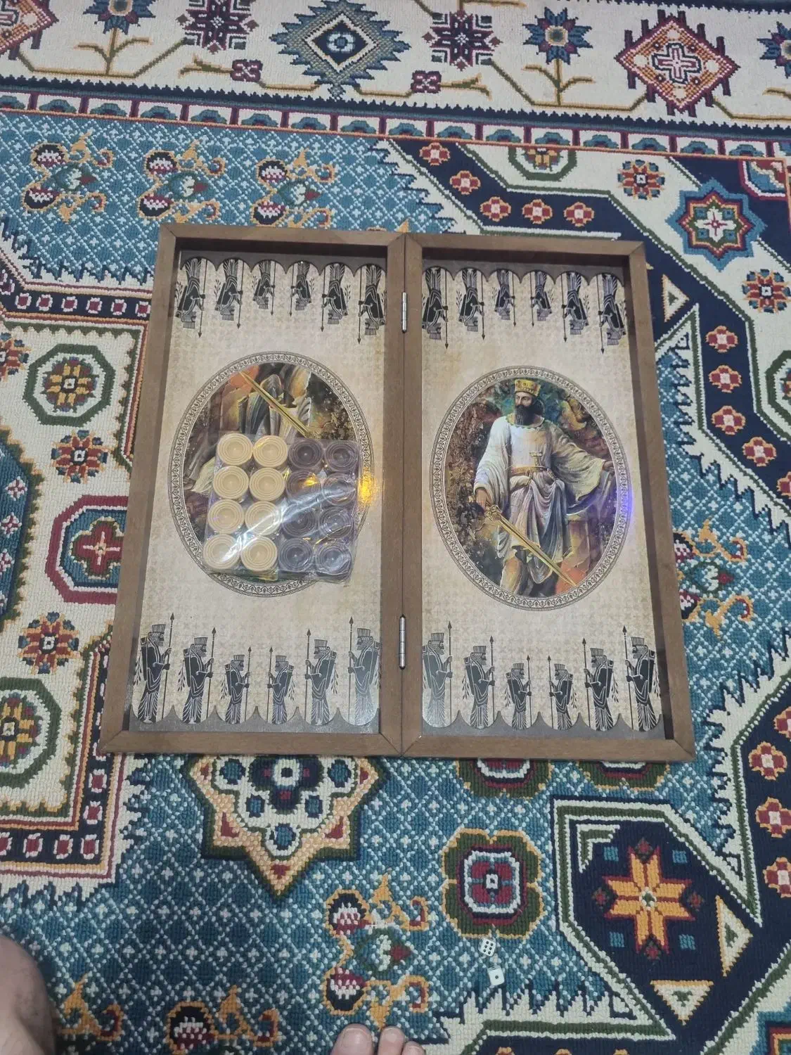 تخته نرد|اسباب‌‌بازی|بندر گناوه, |دیوار