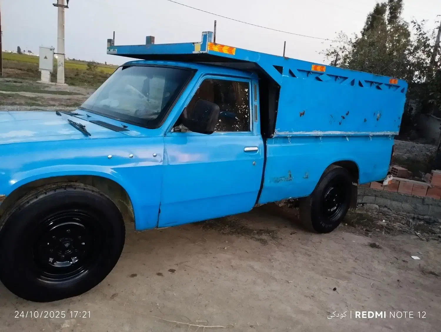 نیسان مدل۸۳ تمیز|خودرو سواری و وانت|آق قلا, |دیوار