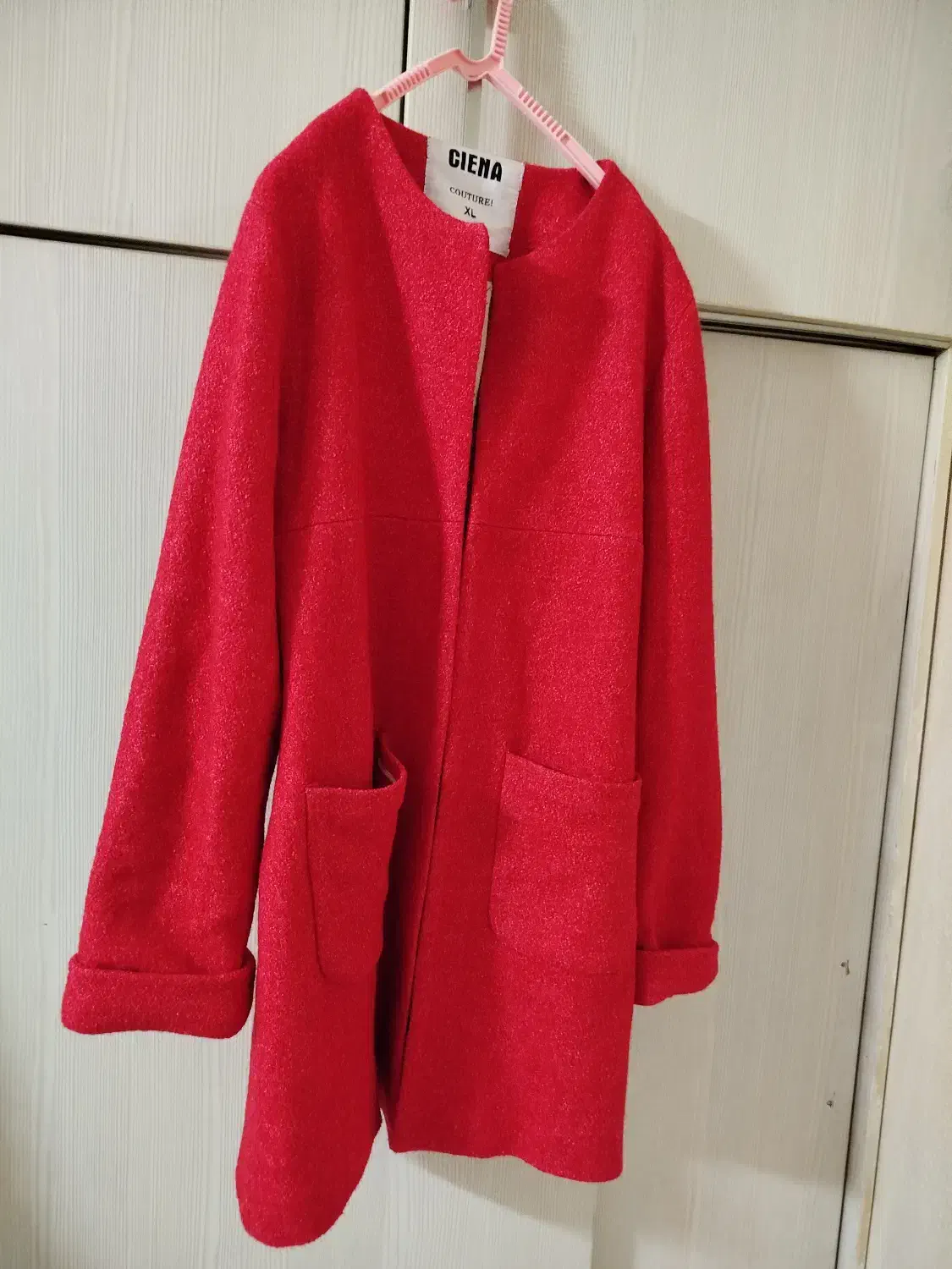 لباس زنانه|لباس|شاهین‌شهر, فدک|دیوار