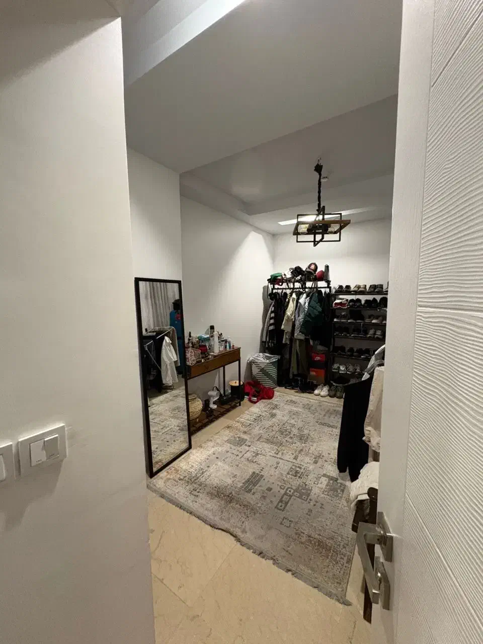 ۹۰متر دو خوابه نوساز فول امکانات پونک رهن کامل