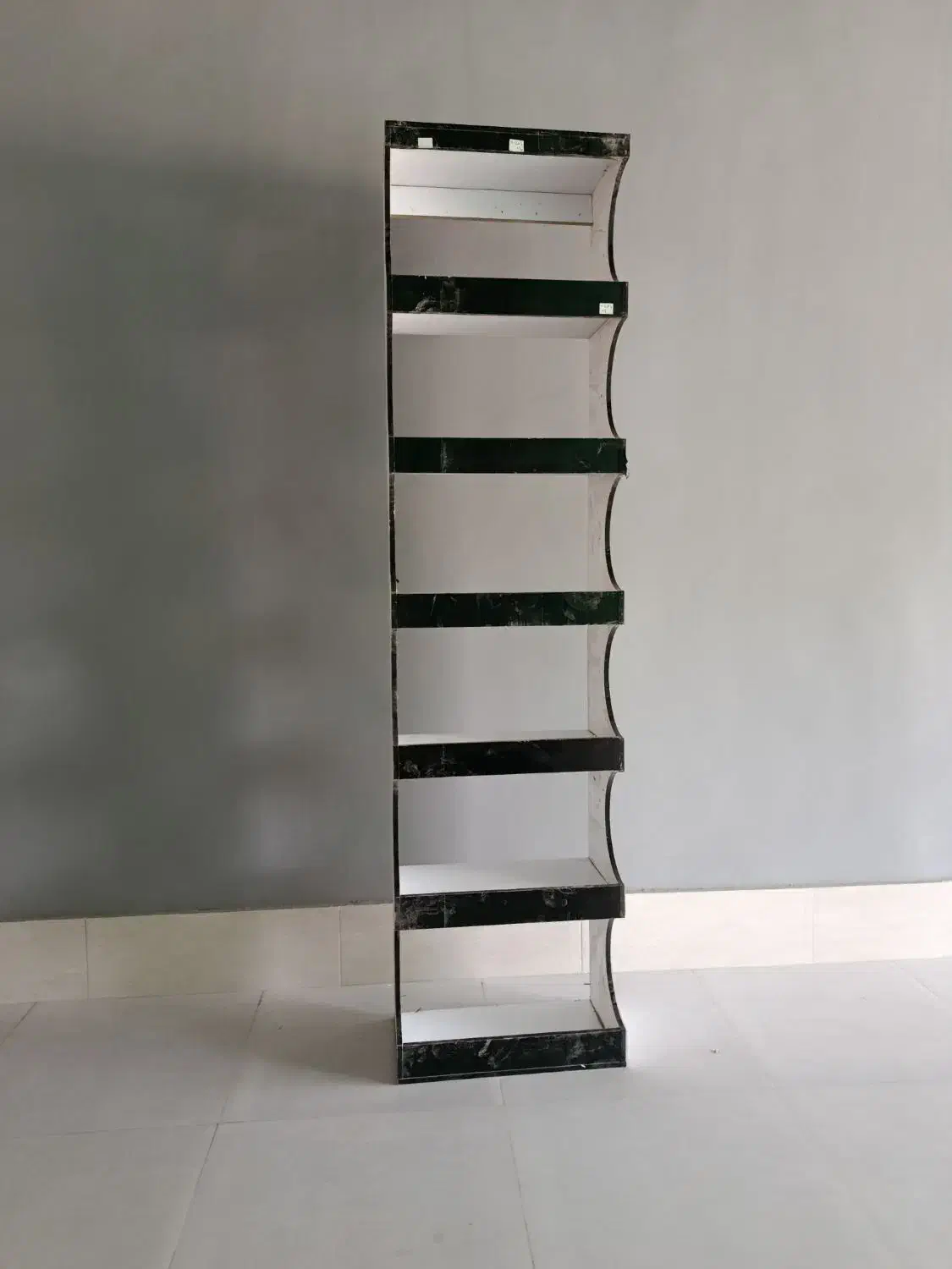 قفسه ، دکور مغازه فروشگاه طبقه ام دی اف|کتابخانه، شلف، قفسه‌های دیواری|مشهد, خواجه ربیع|دیوار