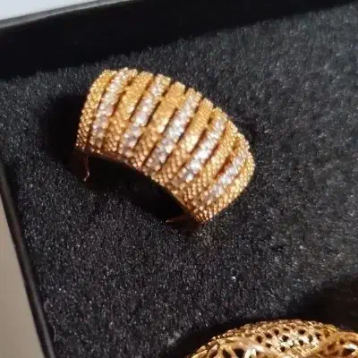 انگشتر طرح طلا فوق العاده زیبا بدون افت رنگ|بدلیجات|اردبیل, |دیوار