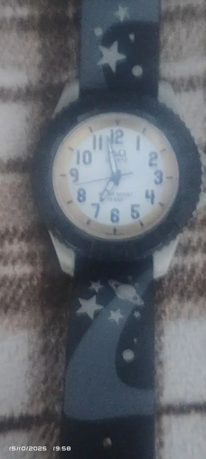 ساعت مچی کیوکیوضد آب|ساعت|سیاخ دارنگون, |دیوار