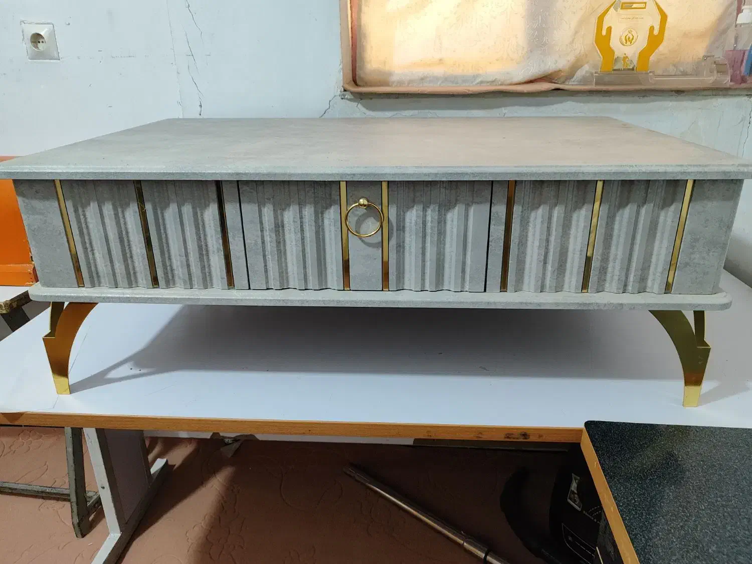 جلومبلی|مبلمان خانگی و میز عسلی|خاش, |دیوار