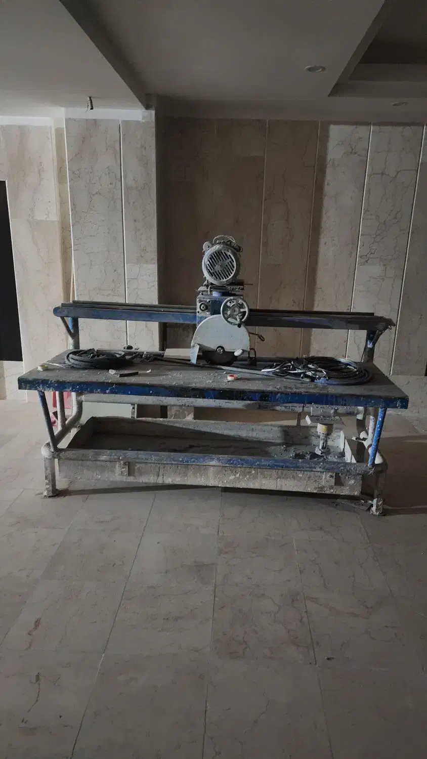 دستگاه سنگ بری|مصالح و تجهیزات ساختمان|اندیشه, اندیشه فاز ۲|دیوار