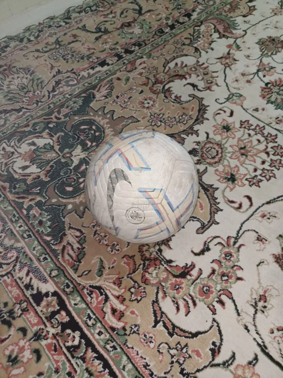 توپ طرح نایک  پرسی|تجهیزات ورزشی|تربت‌حیدریه, پیشکوه|دیوار