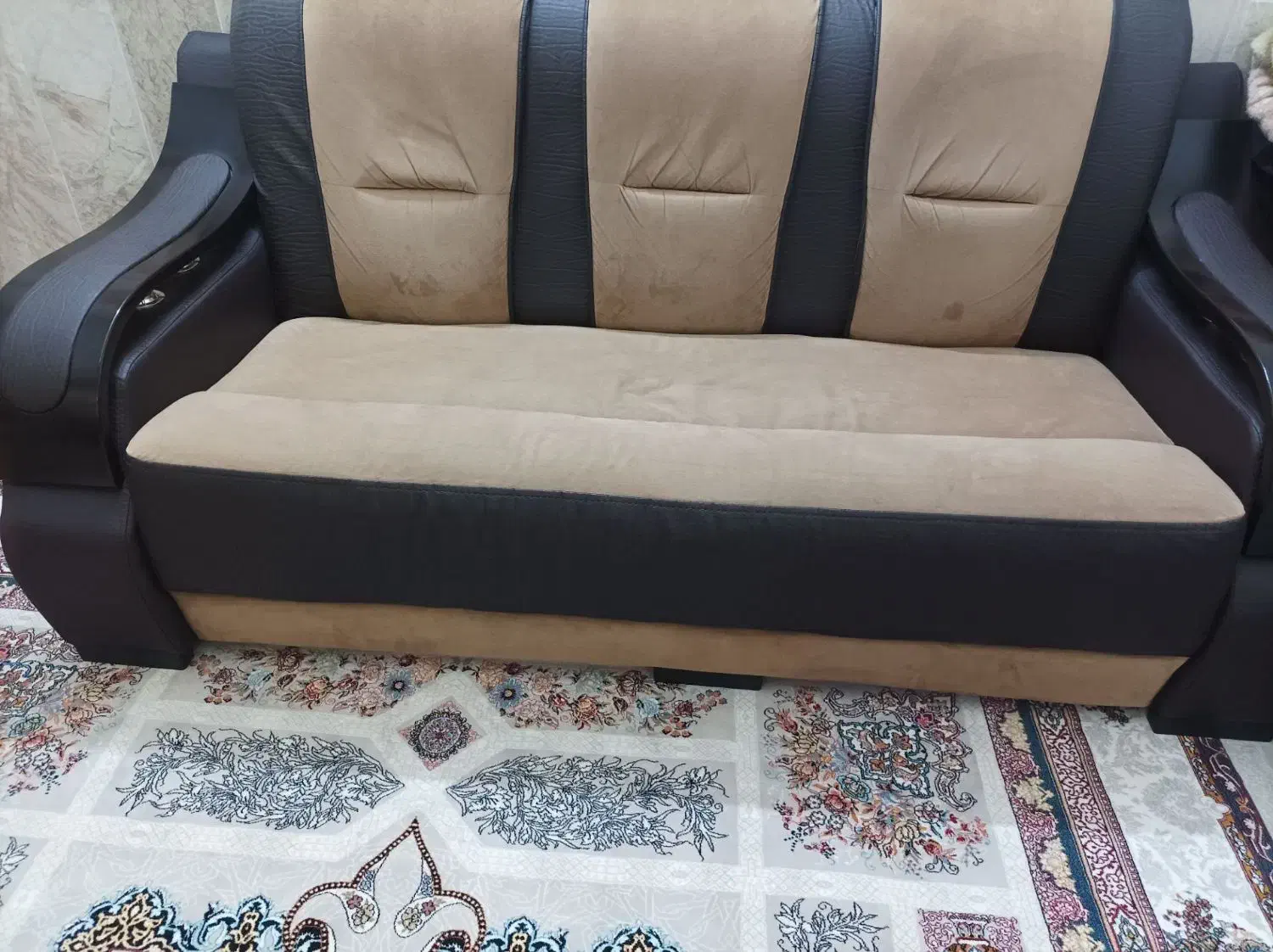 مبل و میز ناهار خوری|مبلمان خانگی و میز عسلی|نیشابور, بلوار گلها|دیوار