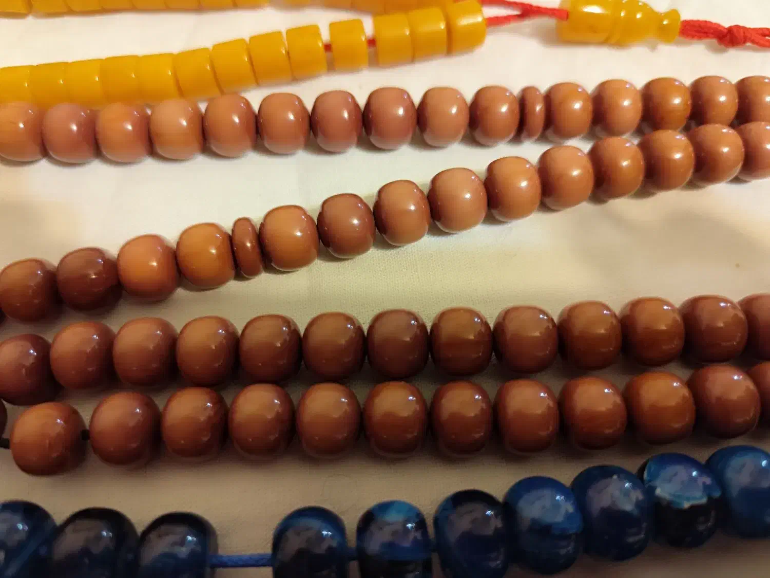 مجموعه تسبیح شاه مقصود و سندلوس حضوری|کلکسیون اشیاء عتیقه|تهران, مجیدآباد|دیوار