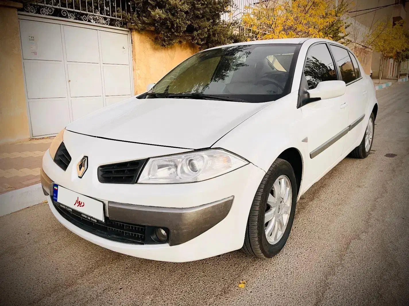 مگان ۲۰۰۰ مدل۹۰آبشنال کم کار خانگی|خودرو سواری و وانت|همدان, |دیوار