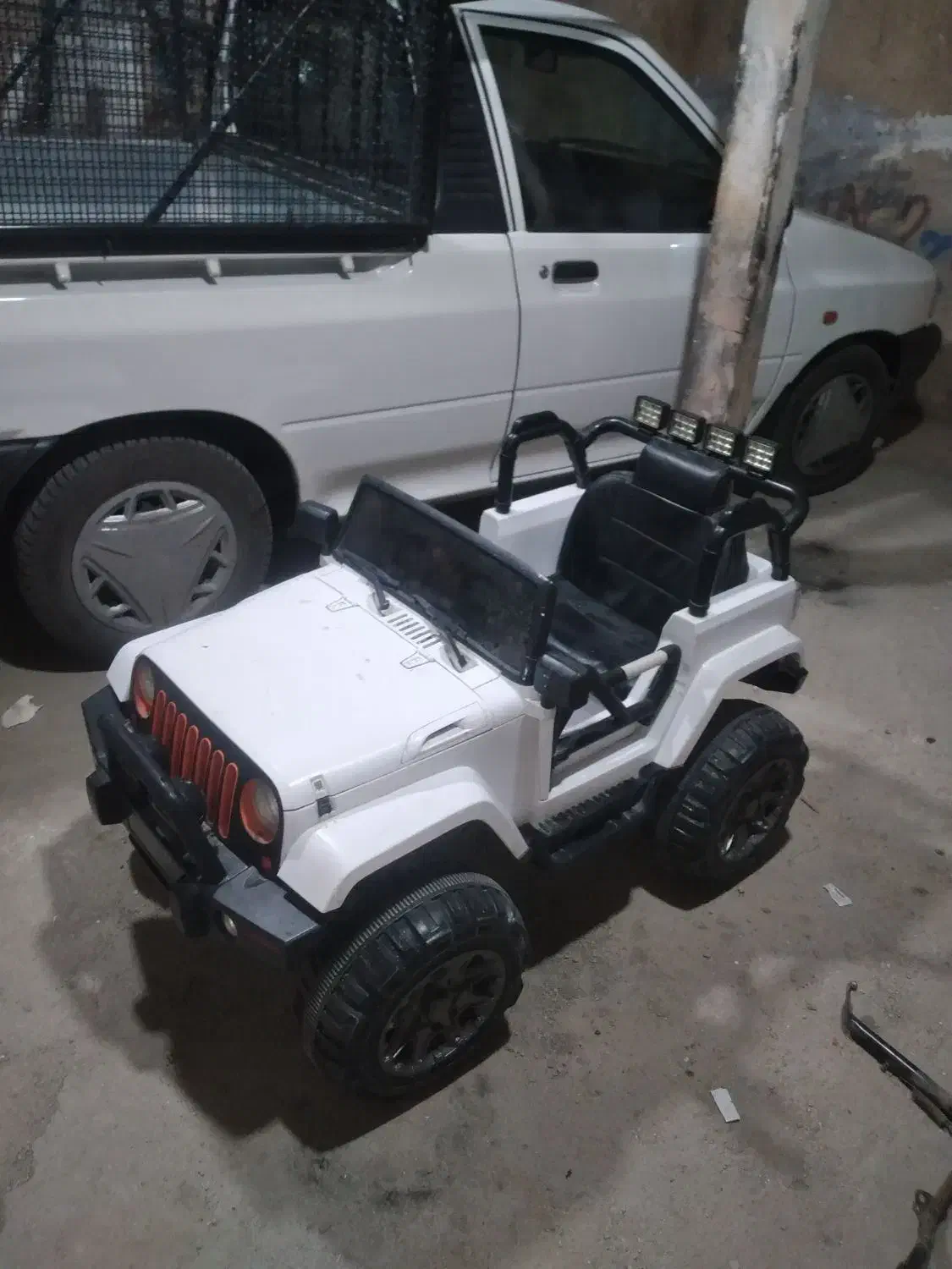 ماشین شارژی اصلی|اسباب‌بازی بچه|بروجرد, |دیوار