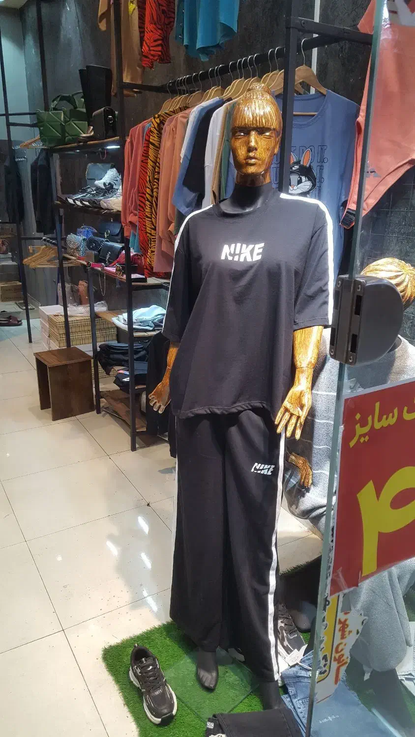 مانکن میز پیشخوان چوب رختی|فروشگاه و مغازه|تبریز, |دیوار