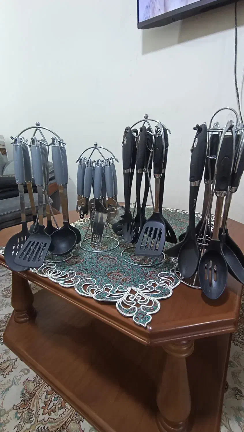 سرویس لوازم خانه فروش بدلیل مهاجرت|ظروف سرو و پذیرایی|مشهد, خواجه ربیع|دیوار