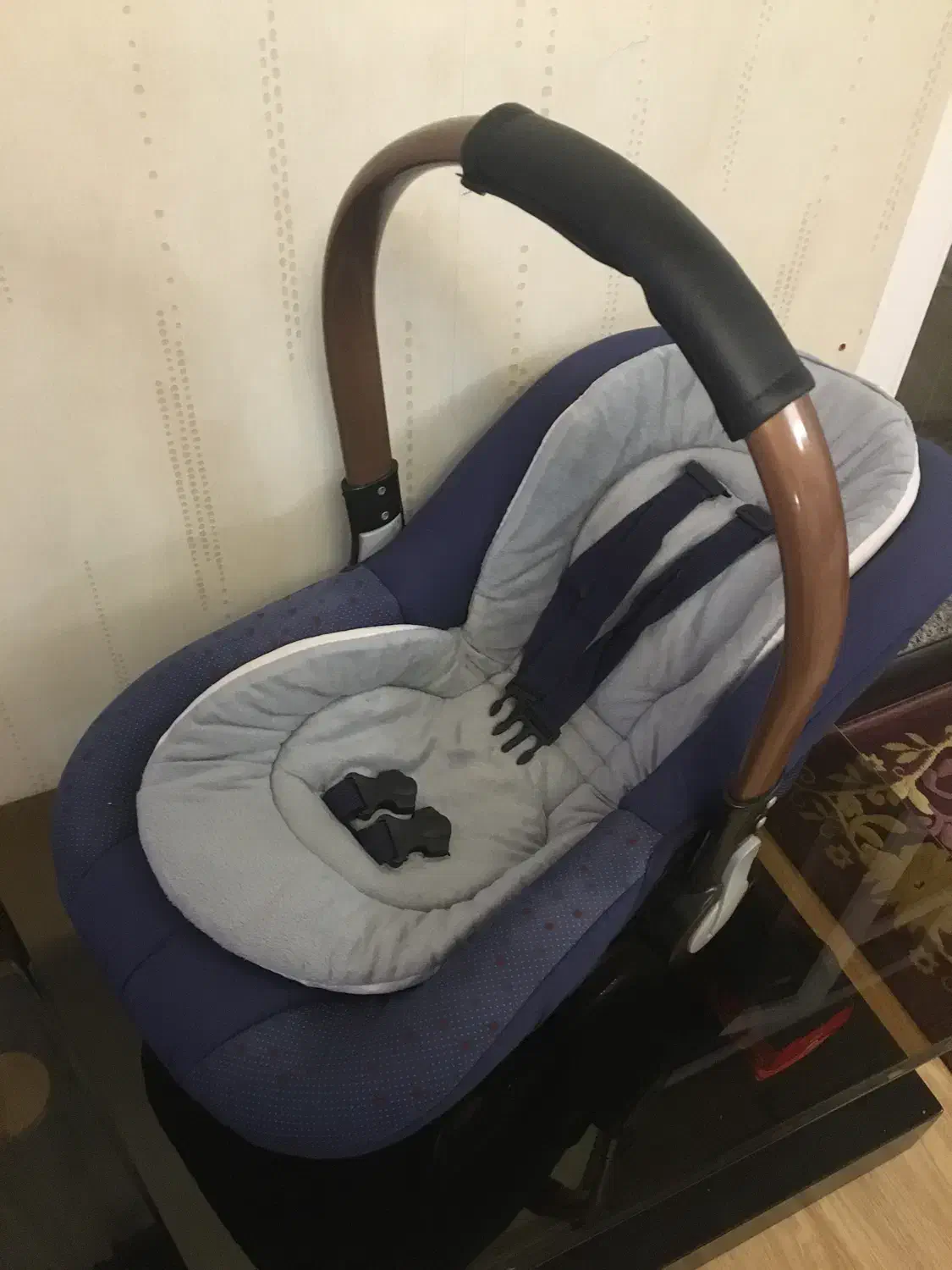 کریر|کالسکه و لوازم جانبی|تبریز, |دیوار