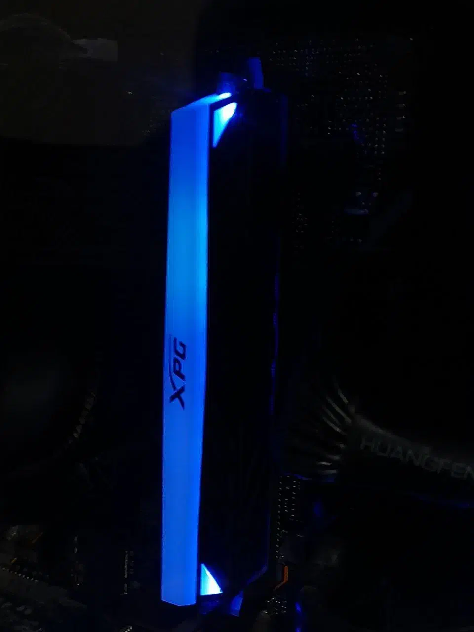رم کامپیوتر مدل XPG 16 g 3000MHZ|قطعات و لوازم جانبی رایانه|تهران, توحید|دیوار
